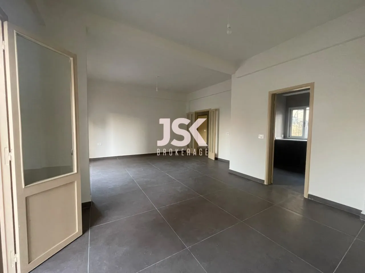Apartment for Rent in Geitawi