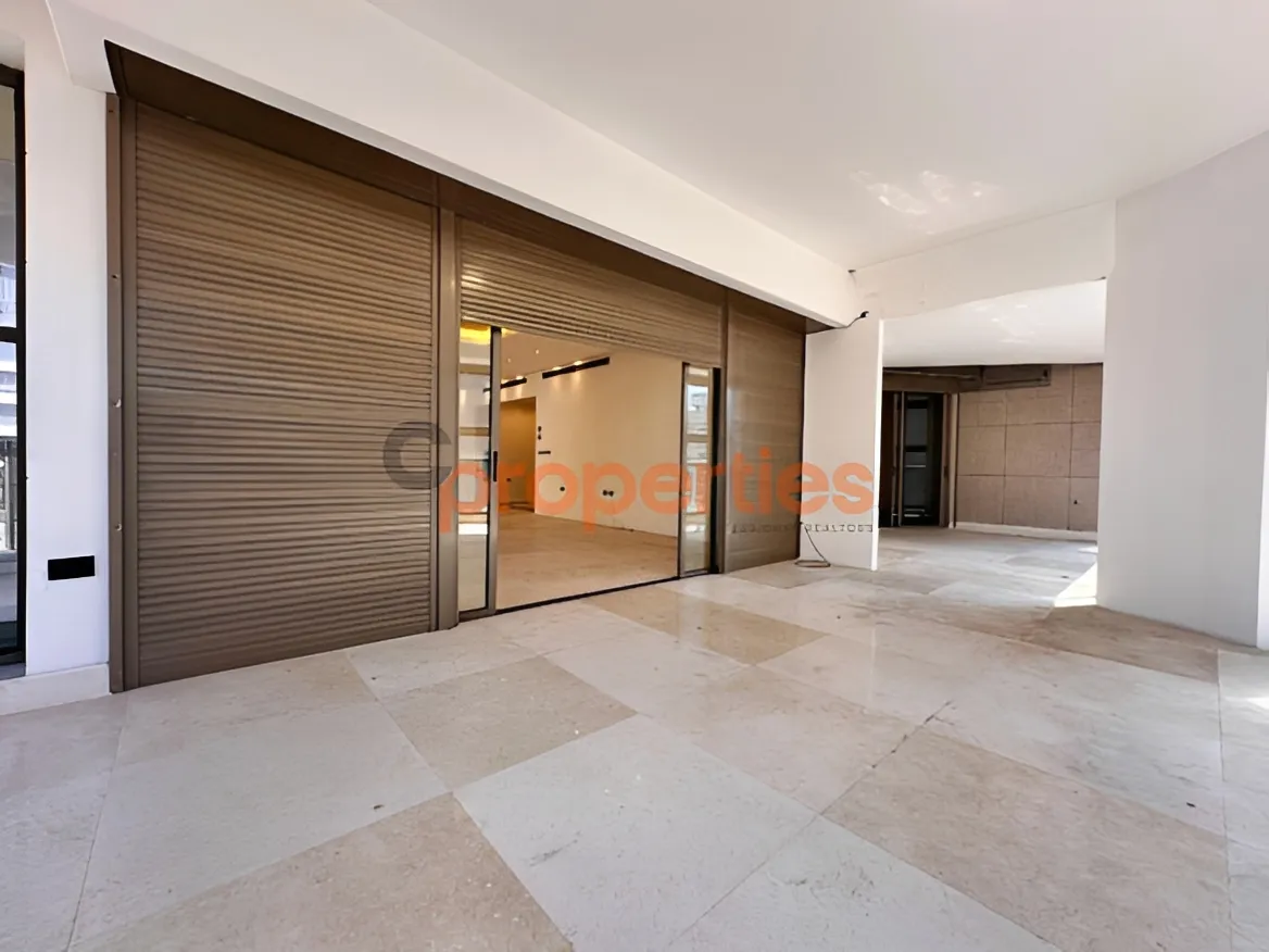 Apartment for sale in Ramleh Al Bayda, Beirut, Lebanon - 4 bed, 5 bath
