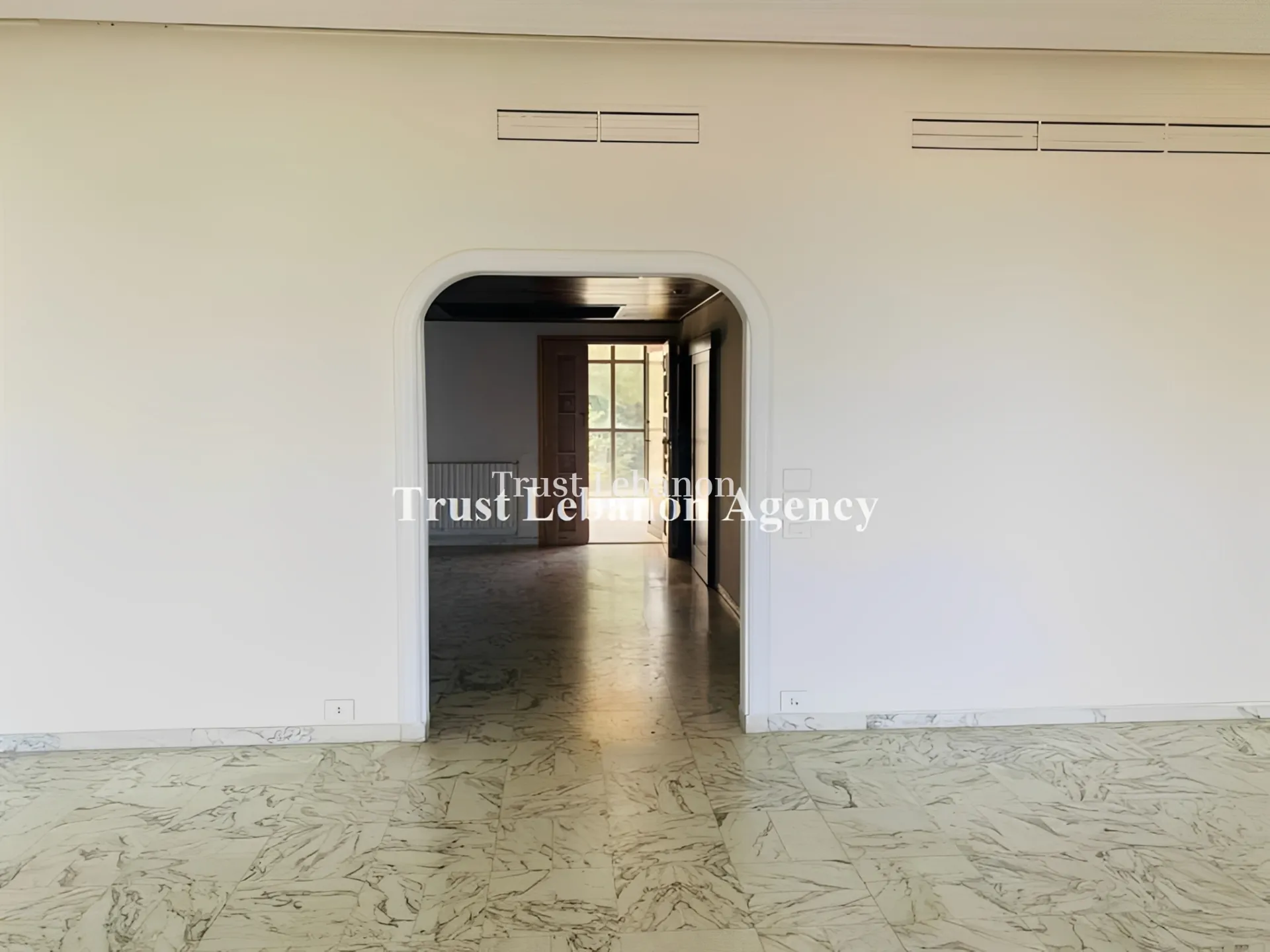 Apartment for rent in Bayada Main Road