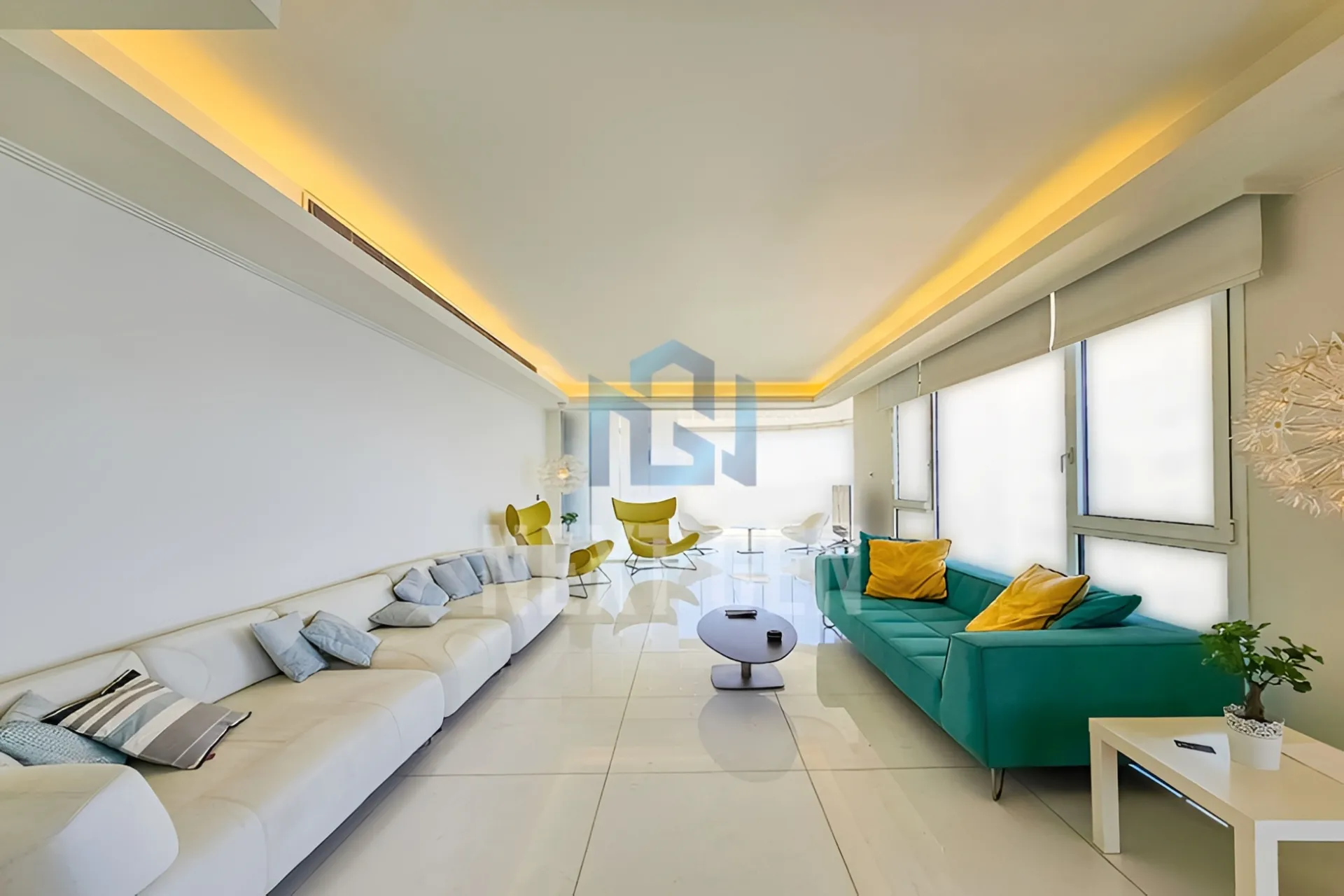 Apartment for sale in Ain Al Mraiseh, Beirut, Lebanon - 4 bed, 5 bath