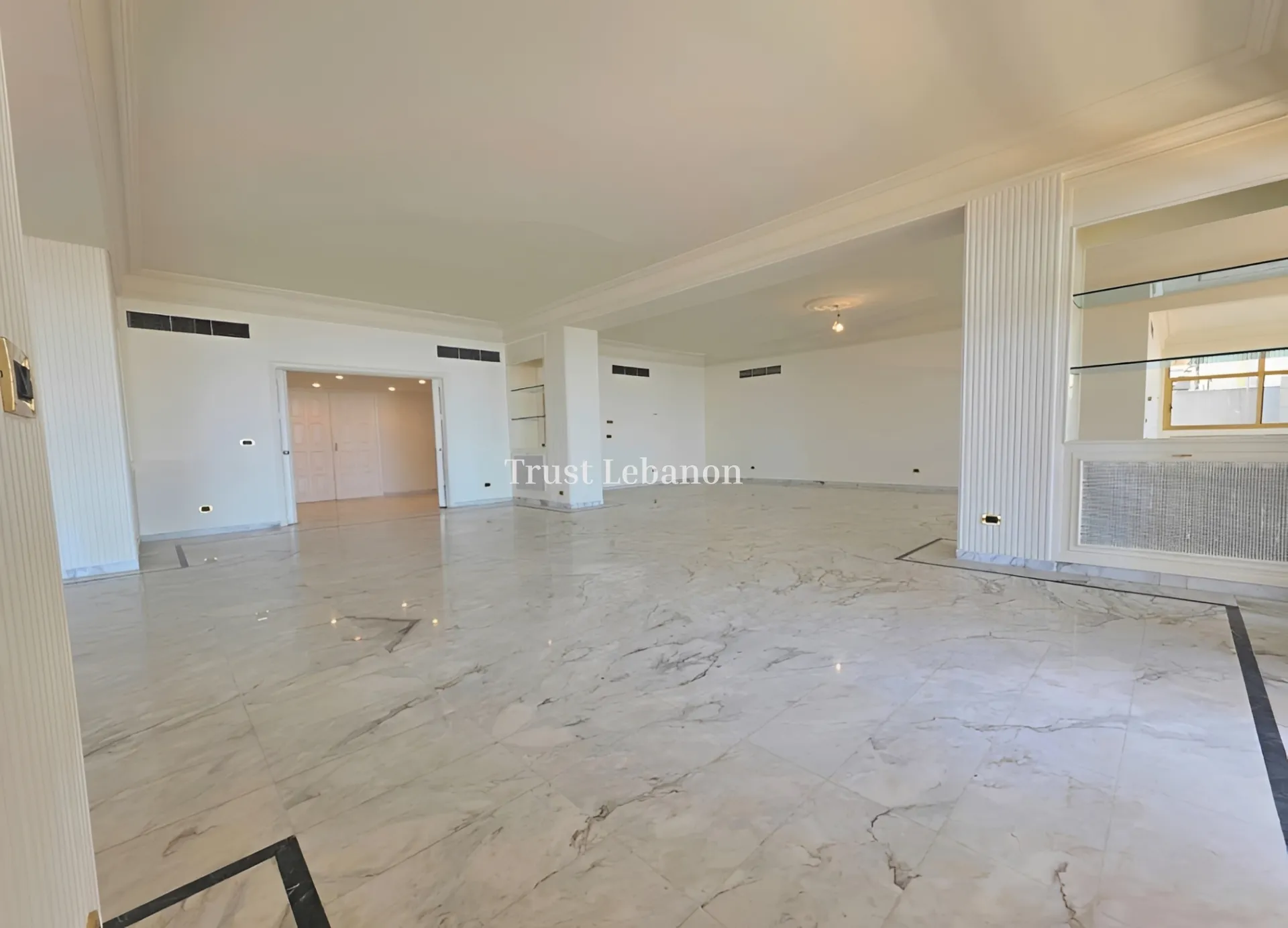 Apartment for sale in Sahel Aalma, Lebanon - 5 bed, 7 bath