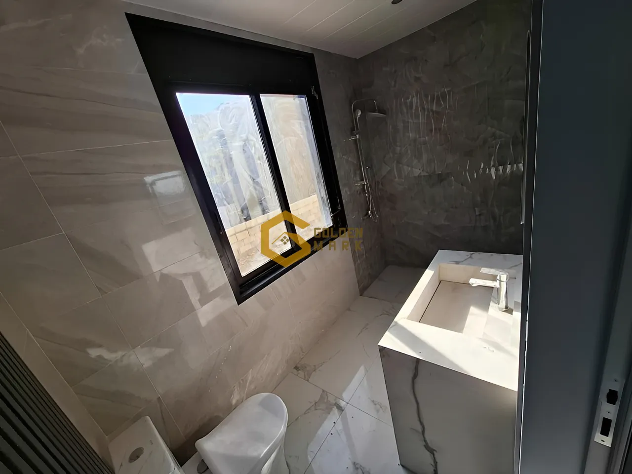 Apartment for Sale in Hosrayel