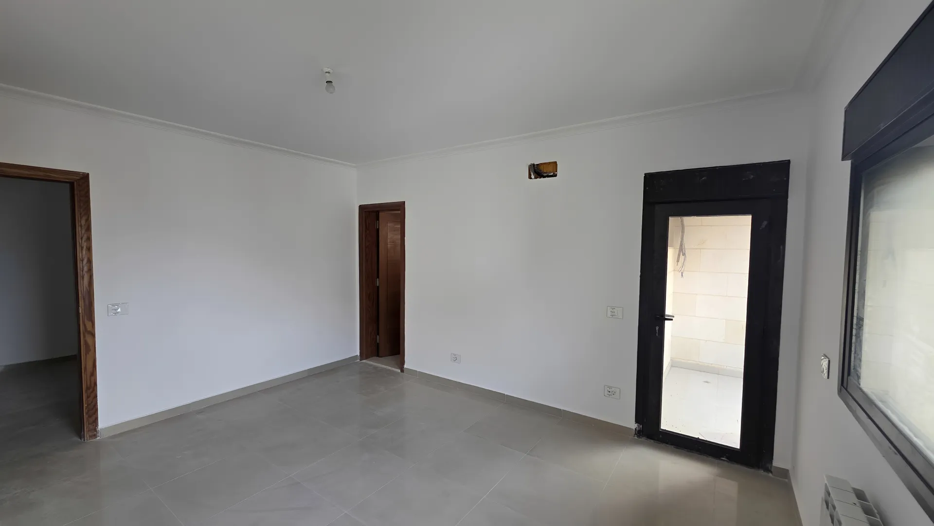 Apartment for Sale in Mtaileb