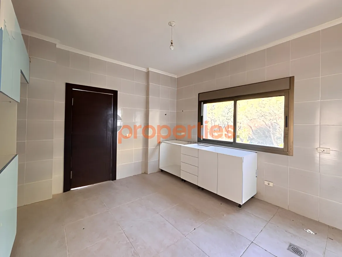 Apartment for Sale in Mar Chaaya - 3 bed, 4 bath