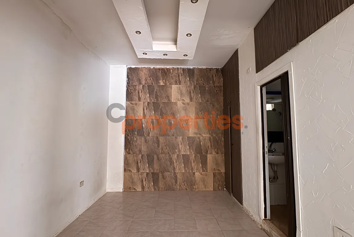 Shop for Rent in Aaoukar