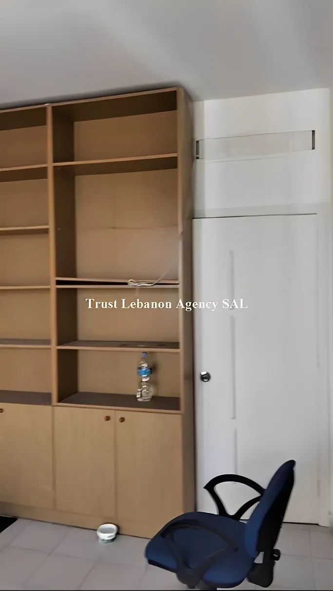 Office for rent in Baabda, Furn Al Chebak
