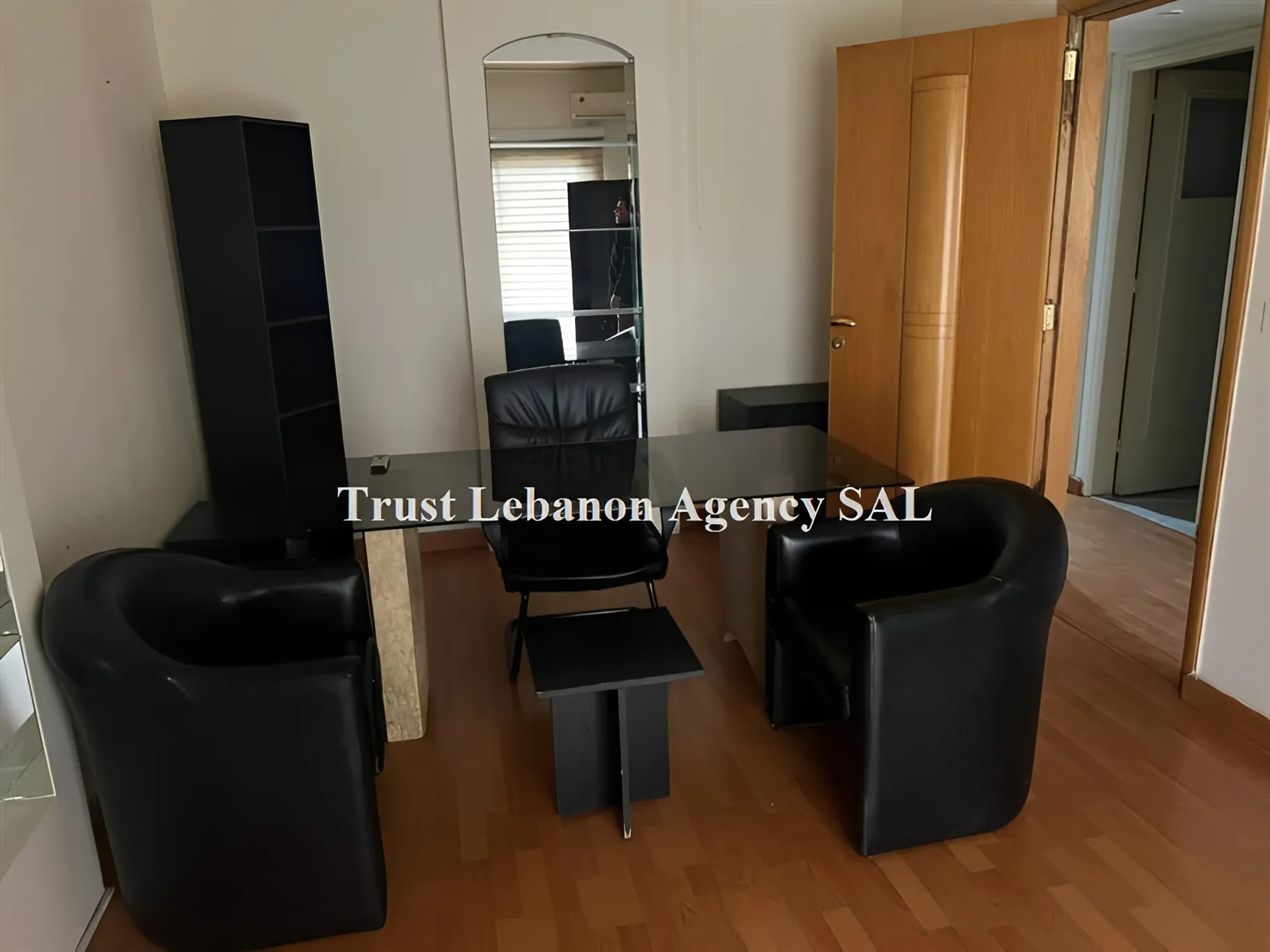 Office for rent in Baabda, Hazmieh