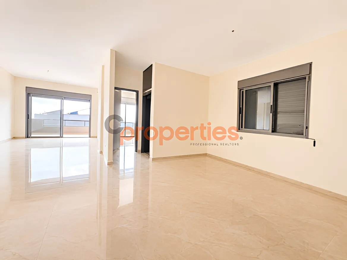Apartment for Sale in Halat - 2 bath