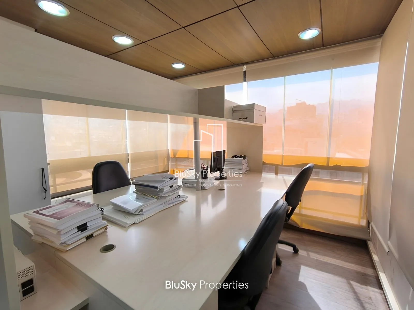 Office for sale in Antelias
