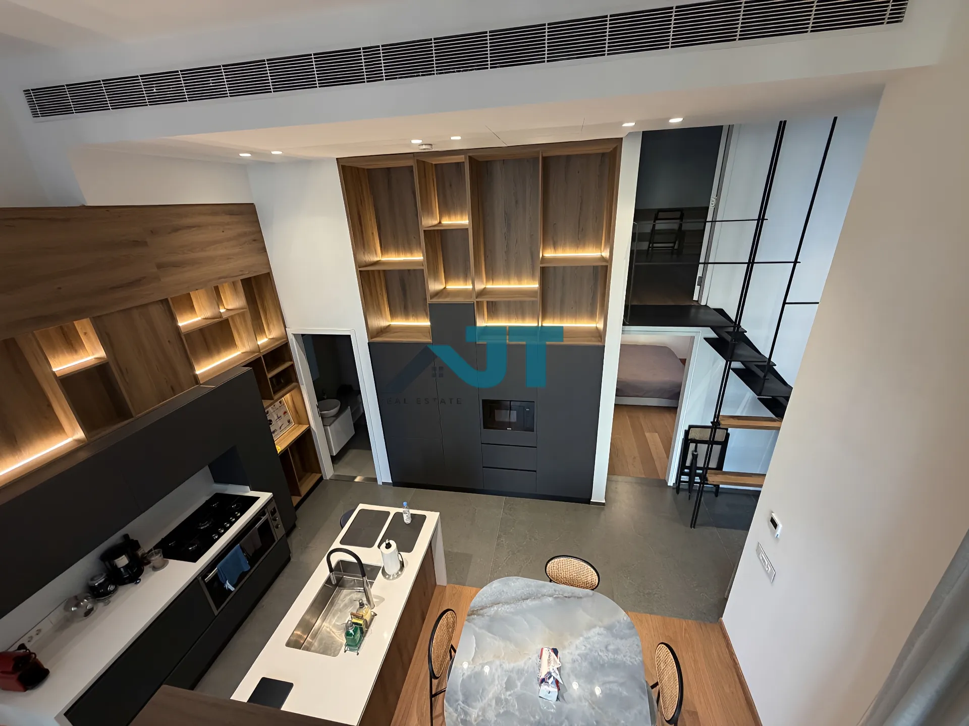 Duplex for rent in Gemmayzeh