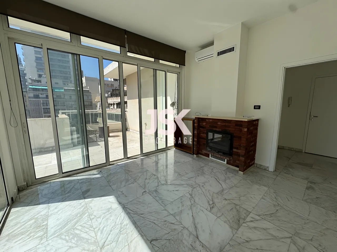 Loft for Sale in Ras
