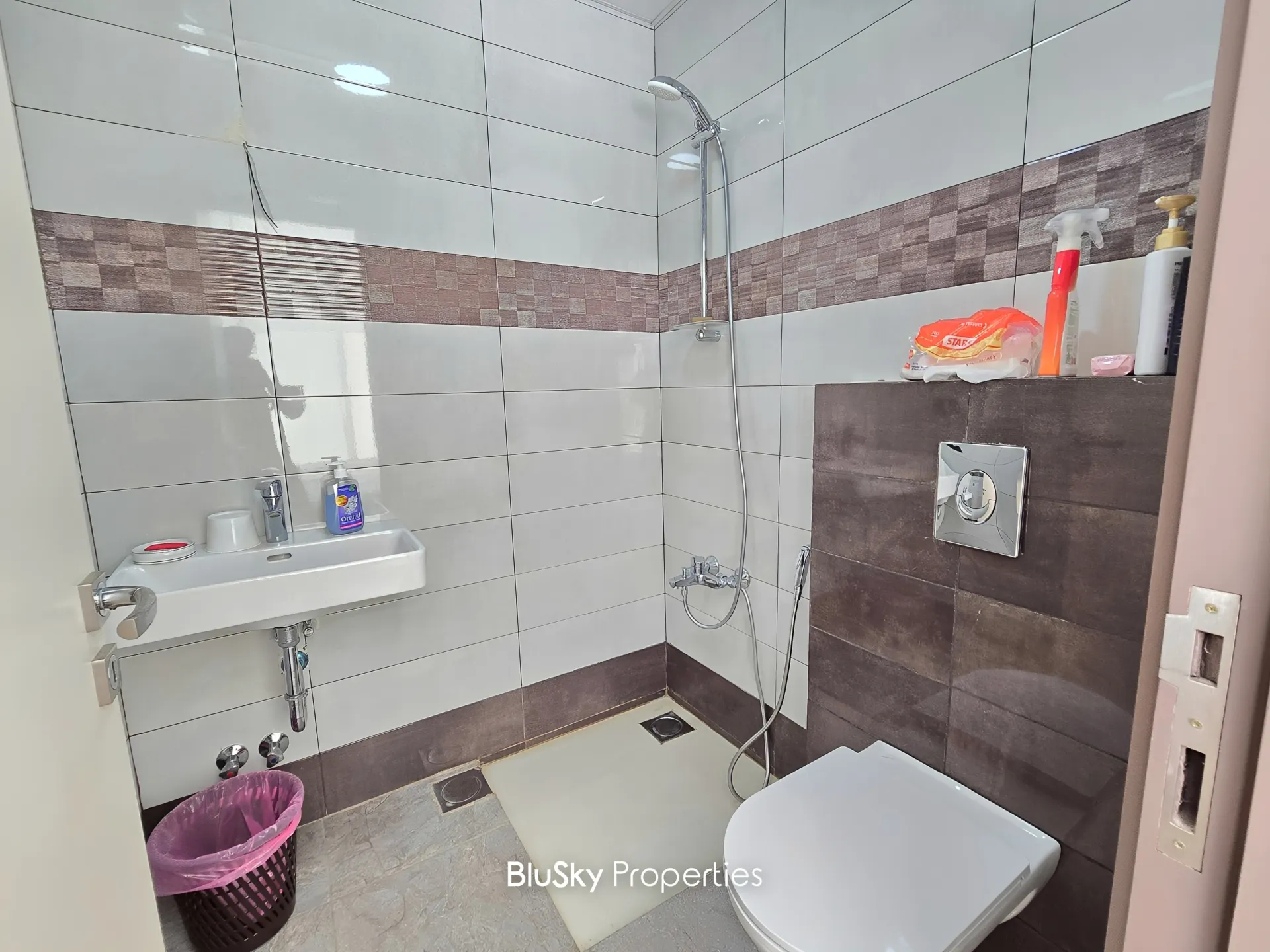 Apartment for sale in Mansourieh, lebanon