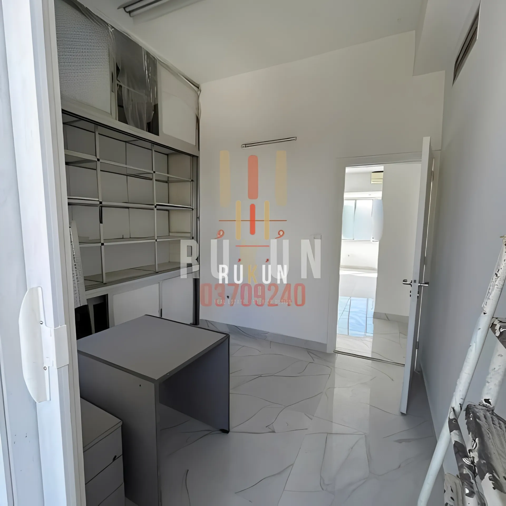 Office for rent in Mar Mikhael