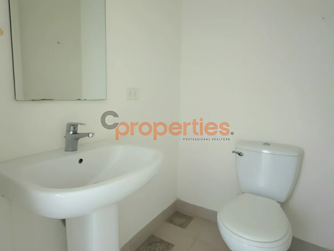 Shop for Rent in Aamchit