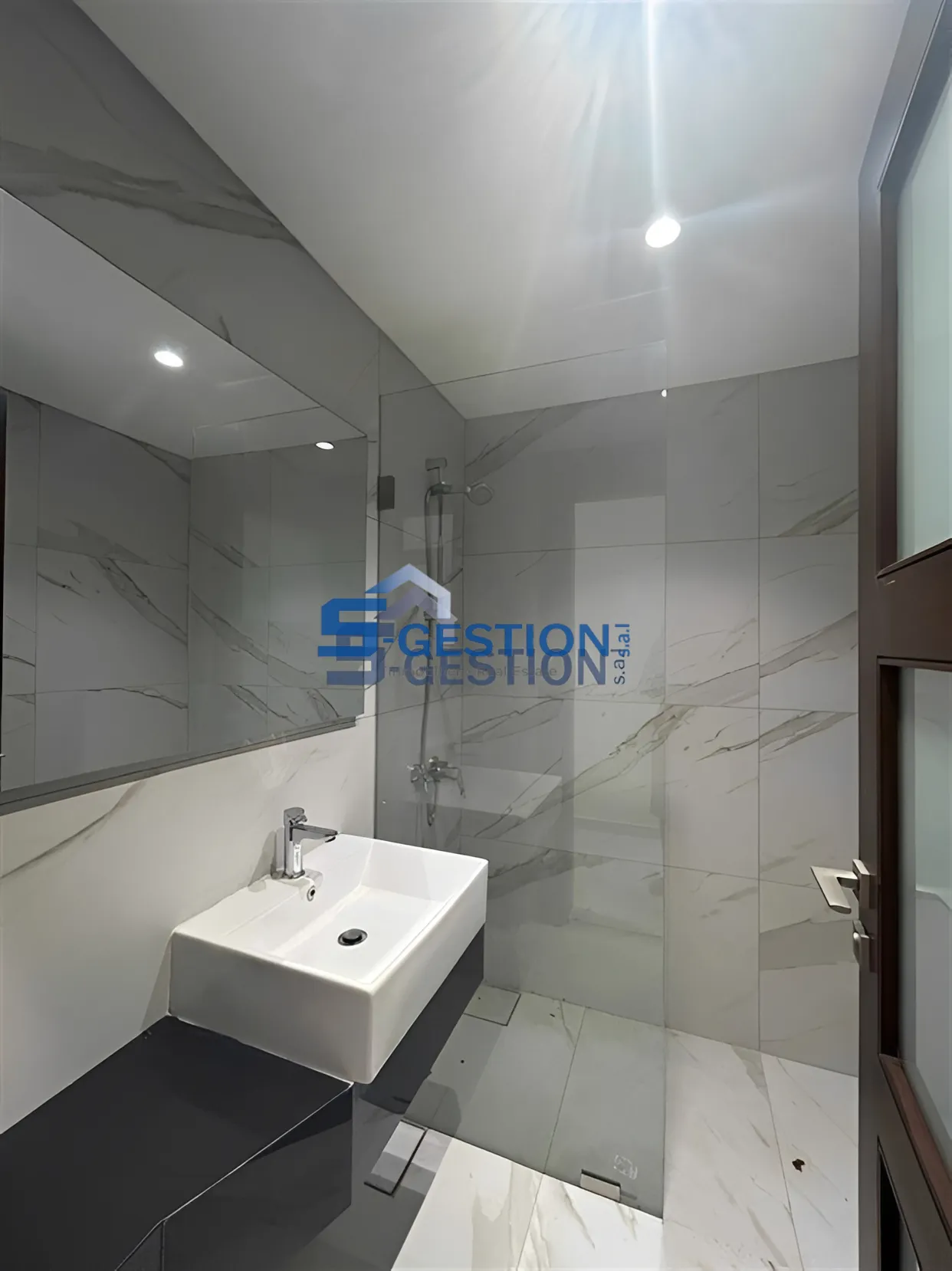 Apartment for Sale in Achrafieh - 3 bed, 4 bath