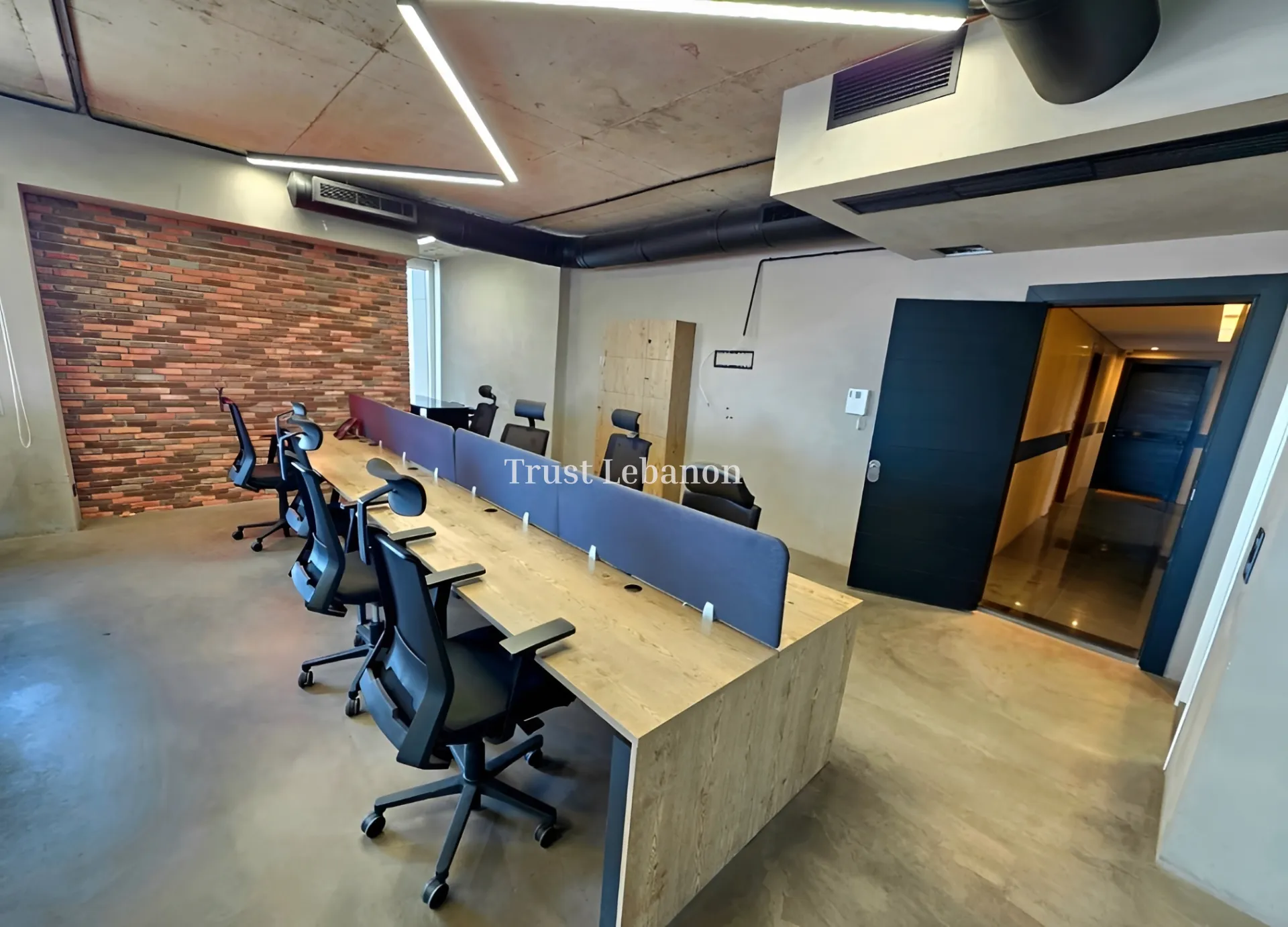 Office for rent in Sin El Fil, Lebanon
