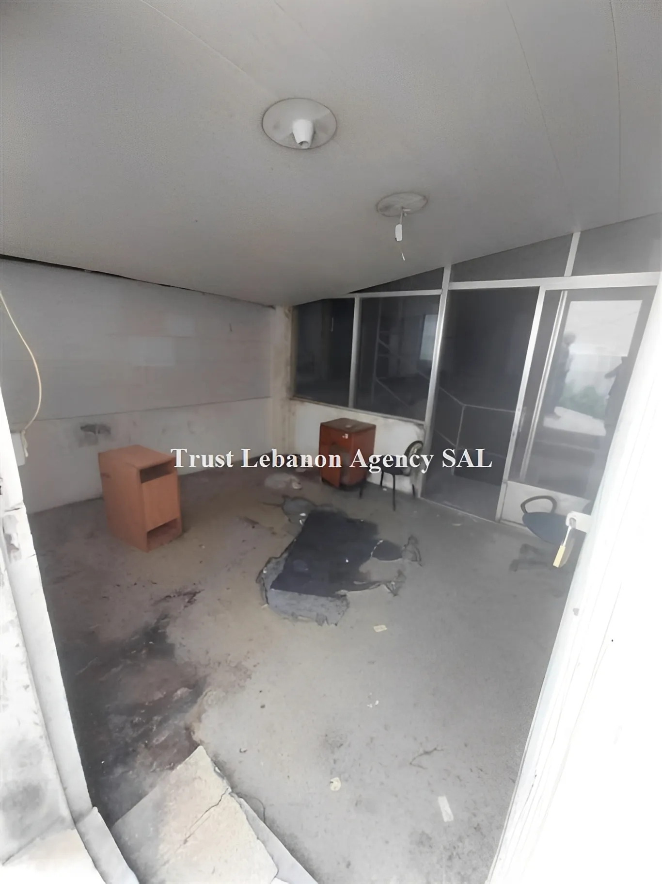 Commercial Property For Sale in Metn, Dekweneh