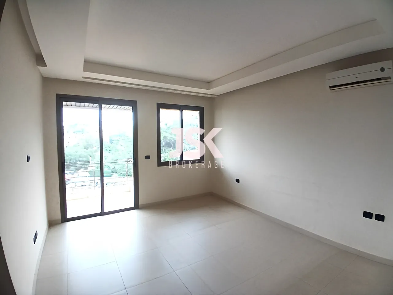 Apartment for Rent in Qornet El Hamra
