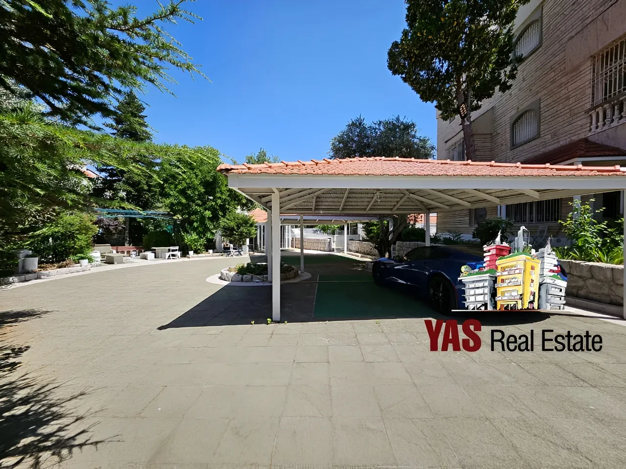 Villa for Sale in Ajaltoun