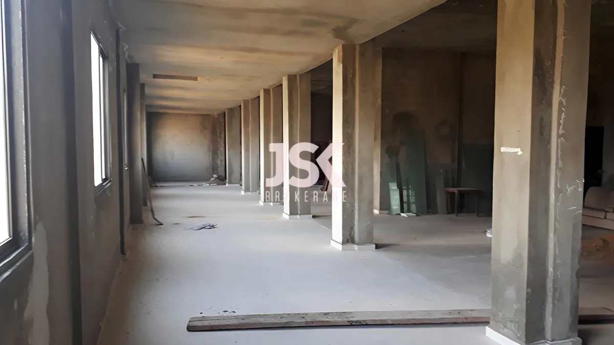 Warehouse for sale in Aaoukar
