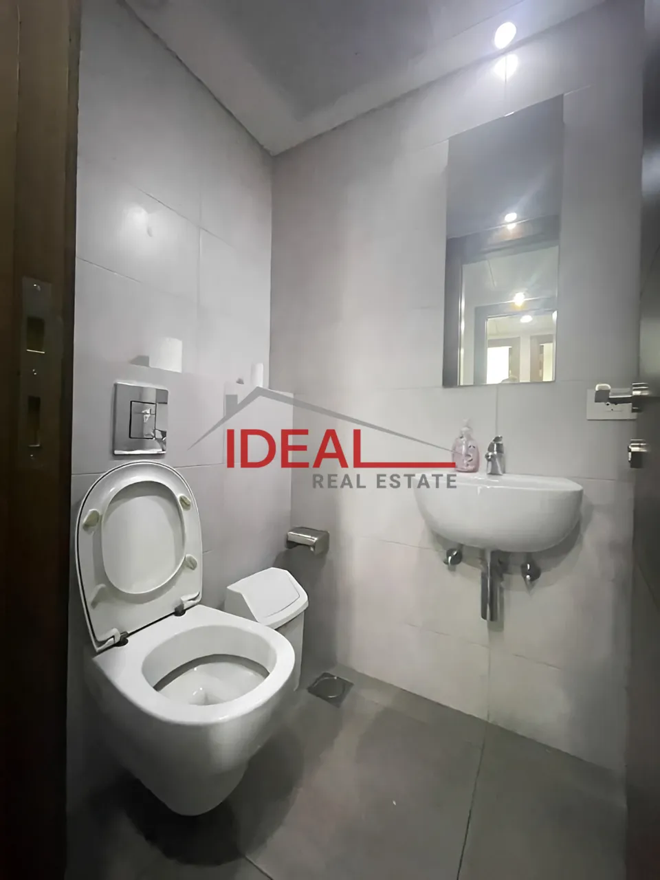 Office for rent in Horch Tabet, Lebanon