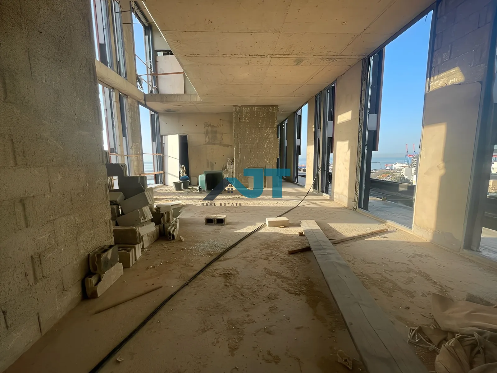Apartment for Sale in Mar Mikhael - 4 bed, 4 bath