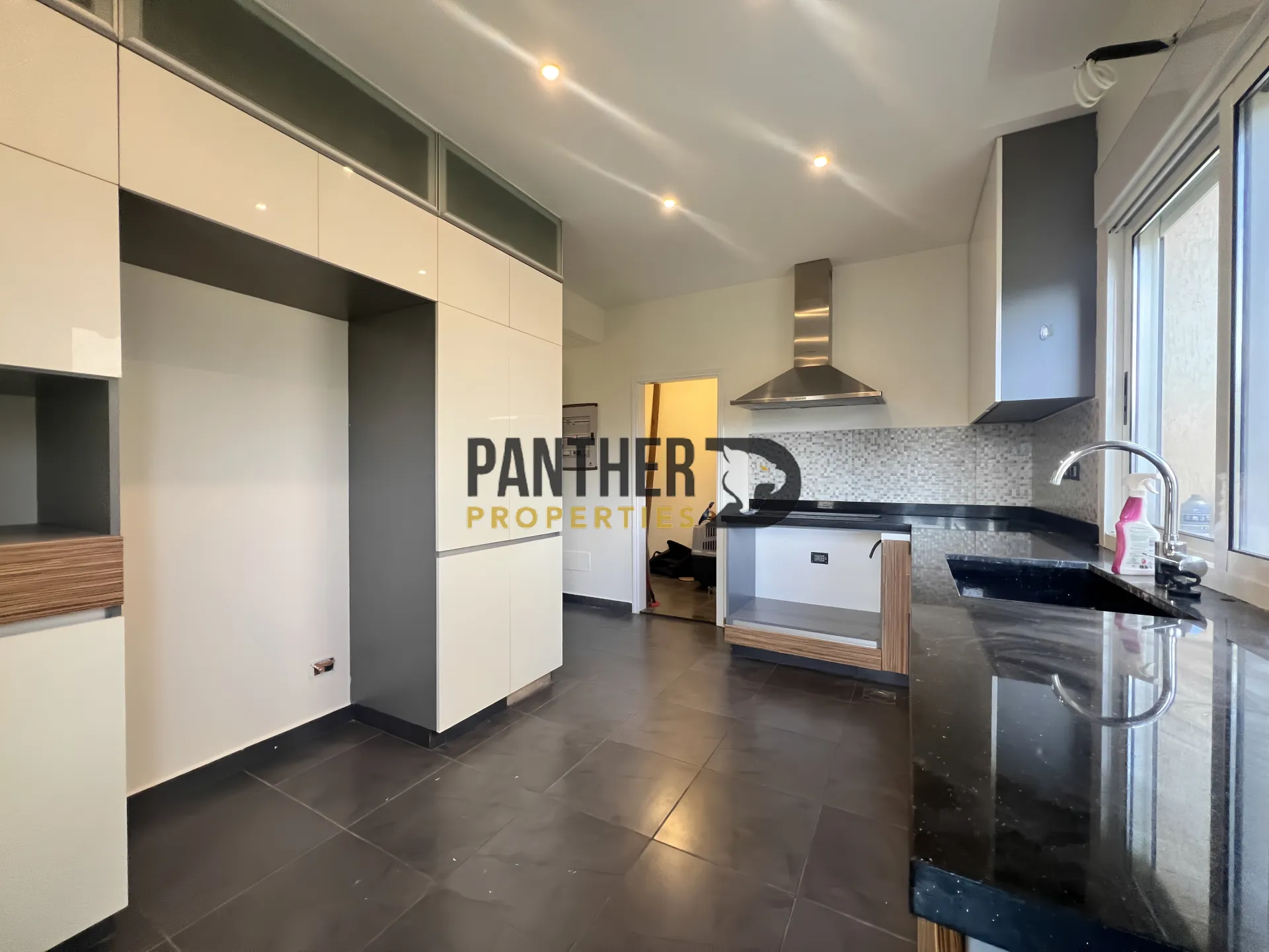Residential in Mansourieh, lebanon - 2 bed, 3.0 bath