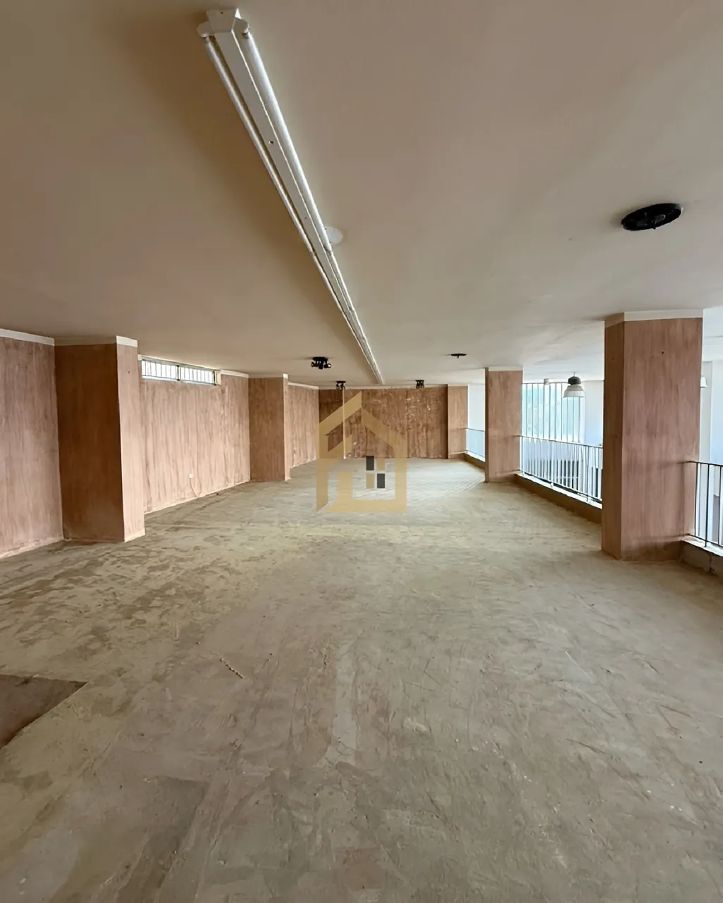 Shop for rent in Broummana, Lebanon