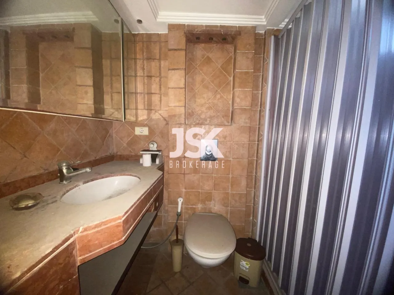 Apartment for Sale in Raoucheh