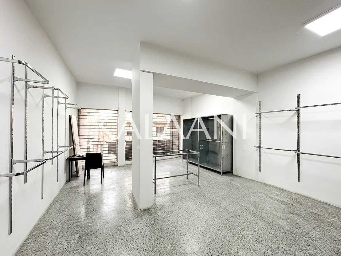 Showroom for sale in Zalqa, Lebanon