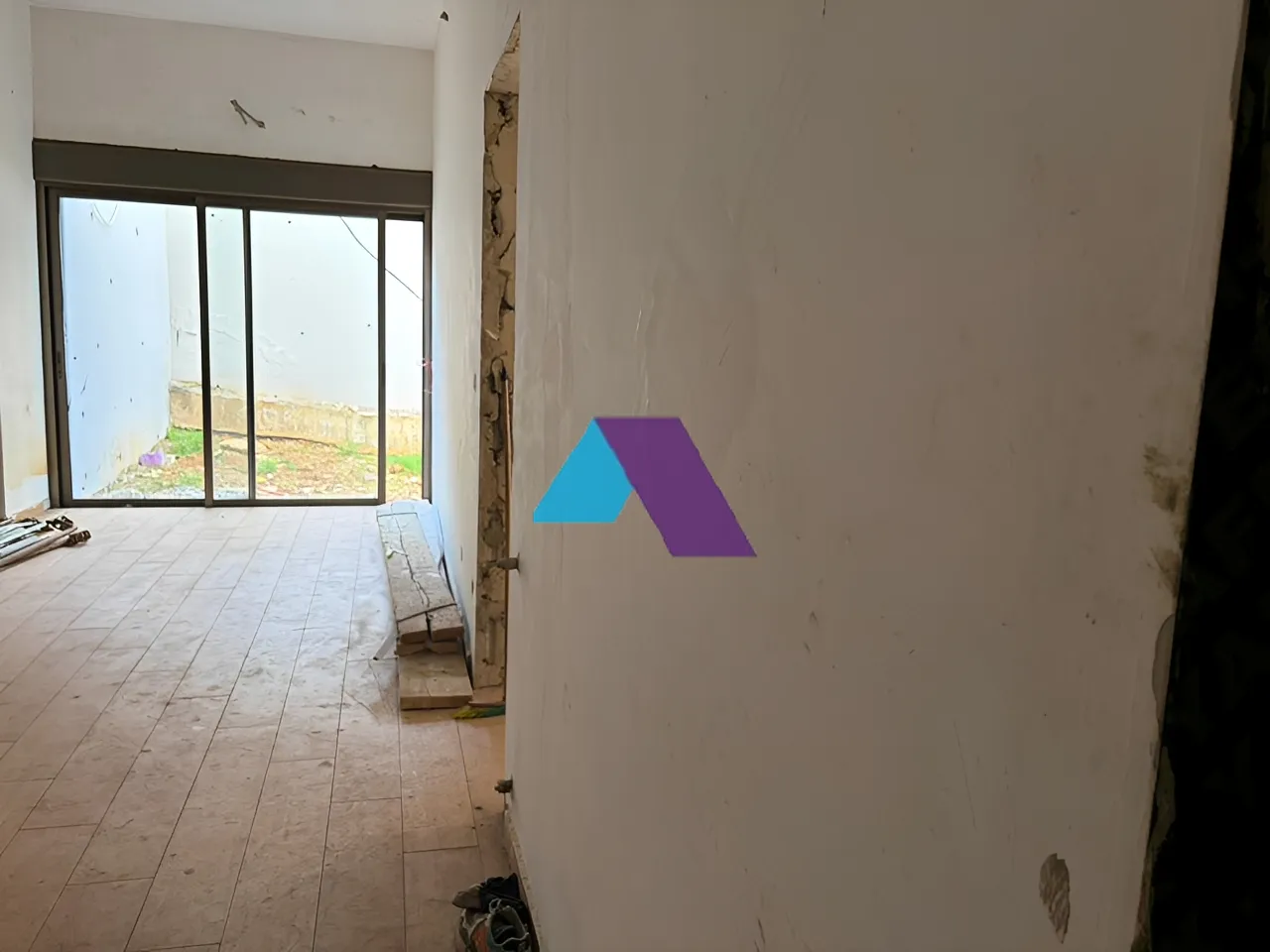 Apartment for Sale in Jdeideh - 3 bed, 3 bath