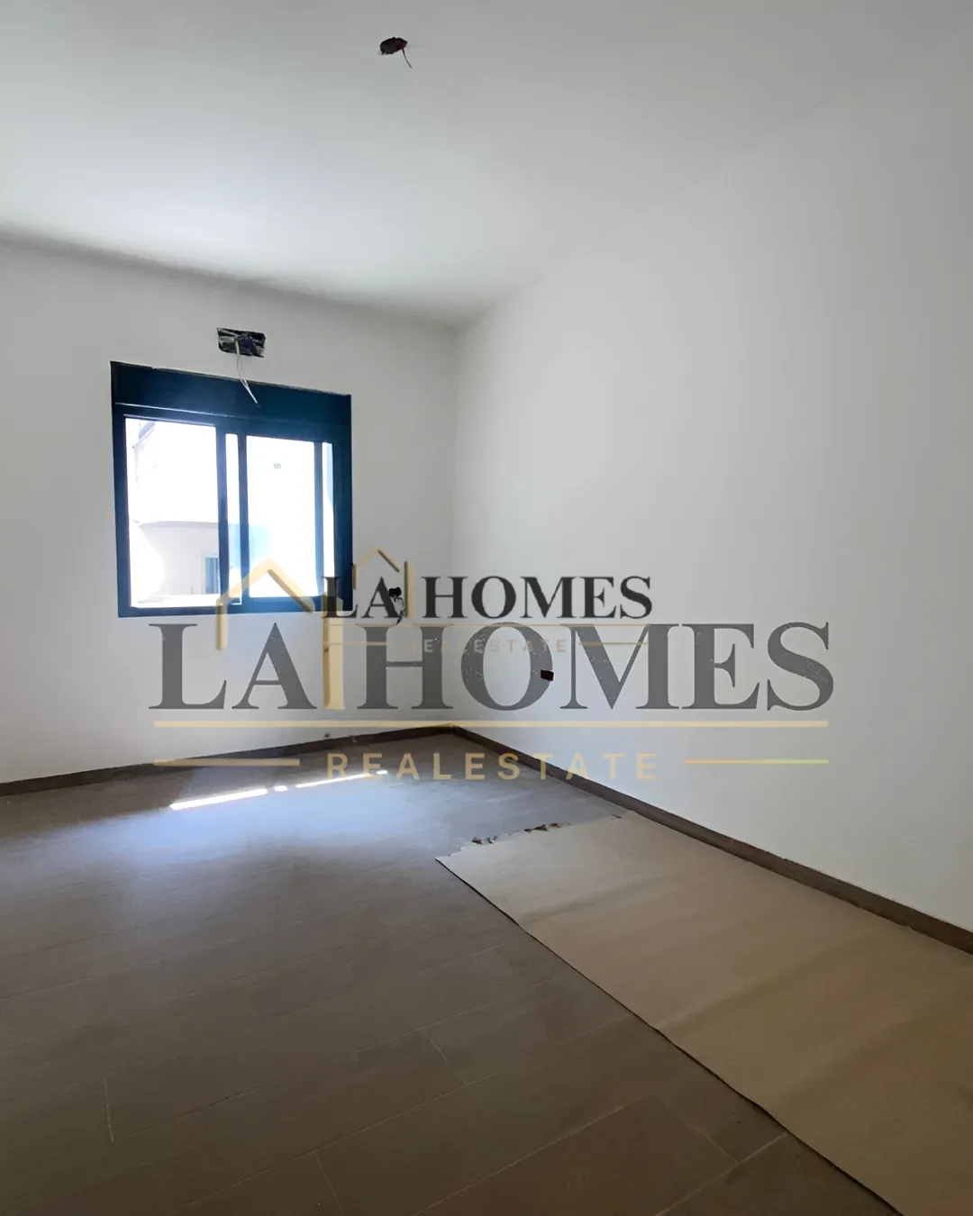 Apartment for sale in Mar Takla