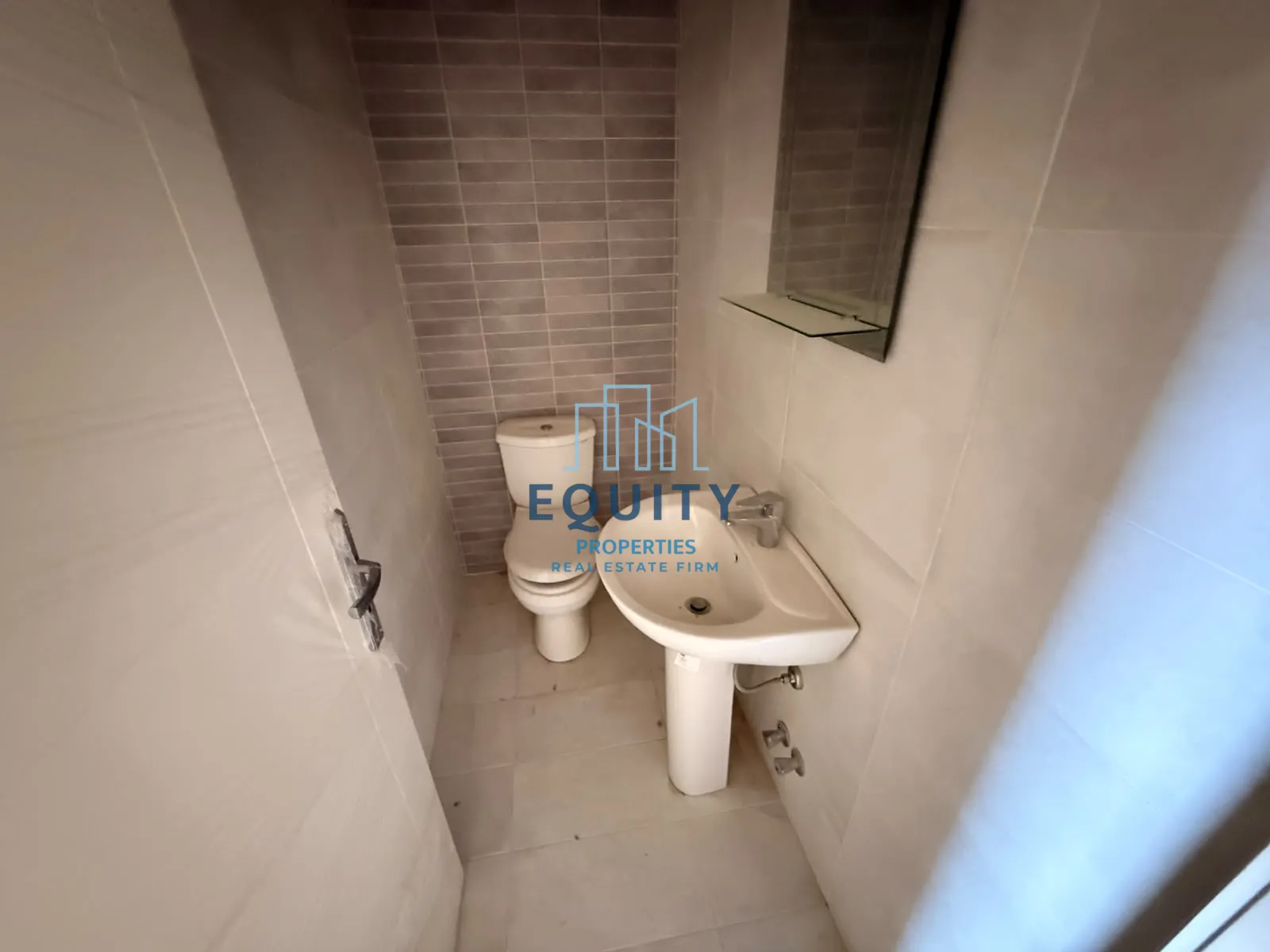 Apartment for sale in Qornet El Hamra