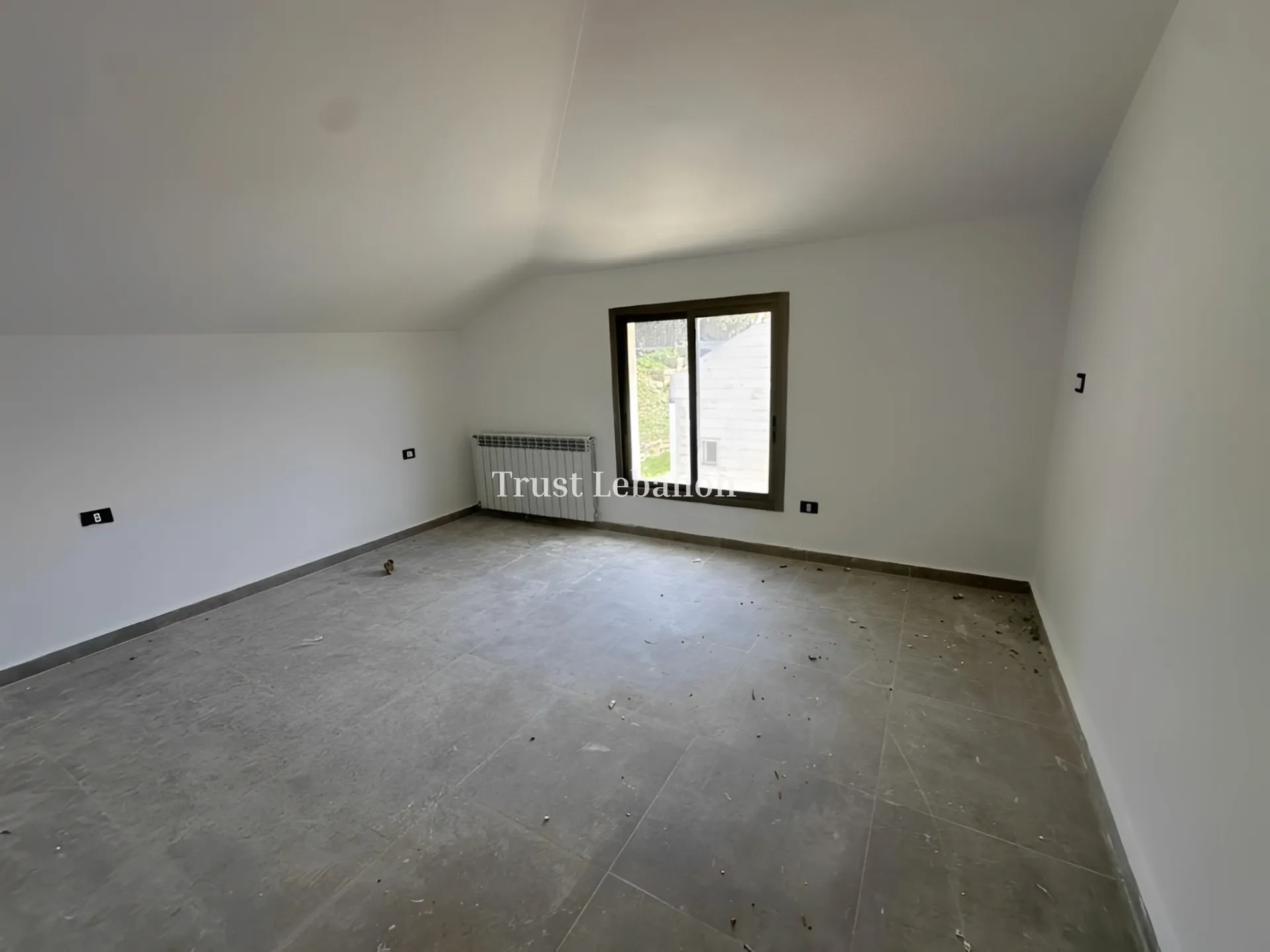 Penthouse for sale in Baabdat, Lebanon