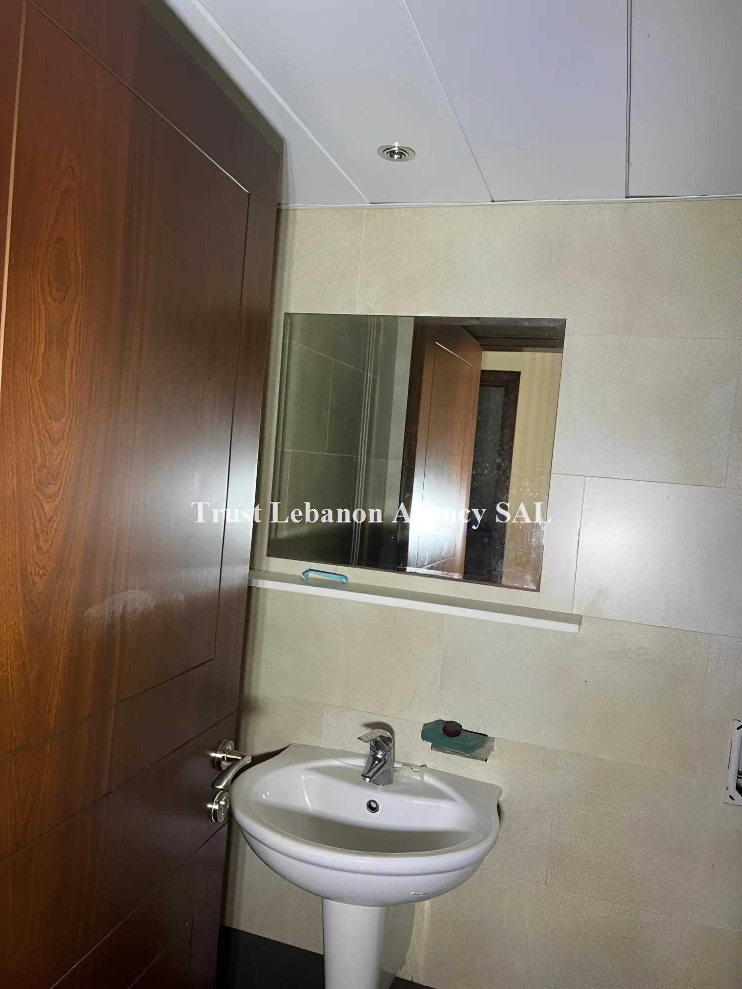 Chalet for Sale in Chouf Jiyeh Lebanon