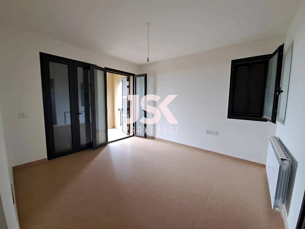 Apartment for Sale in Aatchane, Lebanon