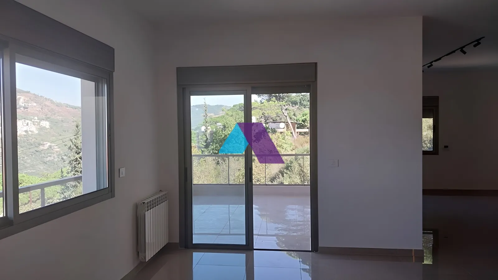 Apartment for Sale in Aaraiya - 4 bed, 5 bath