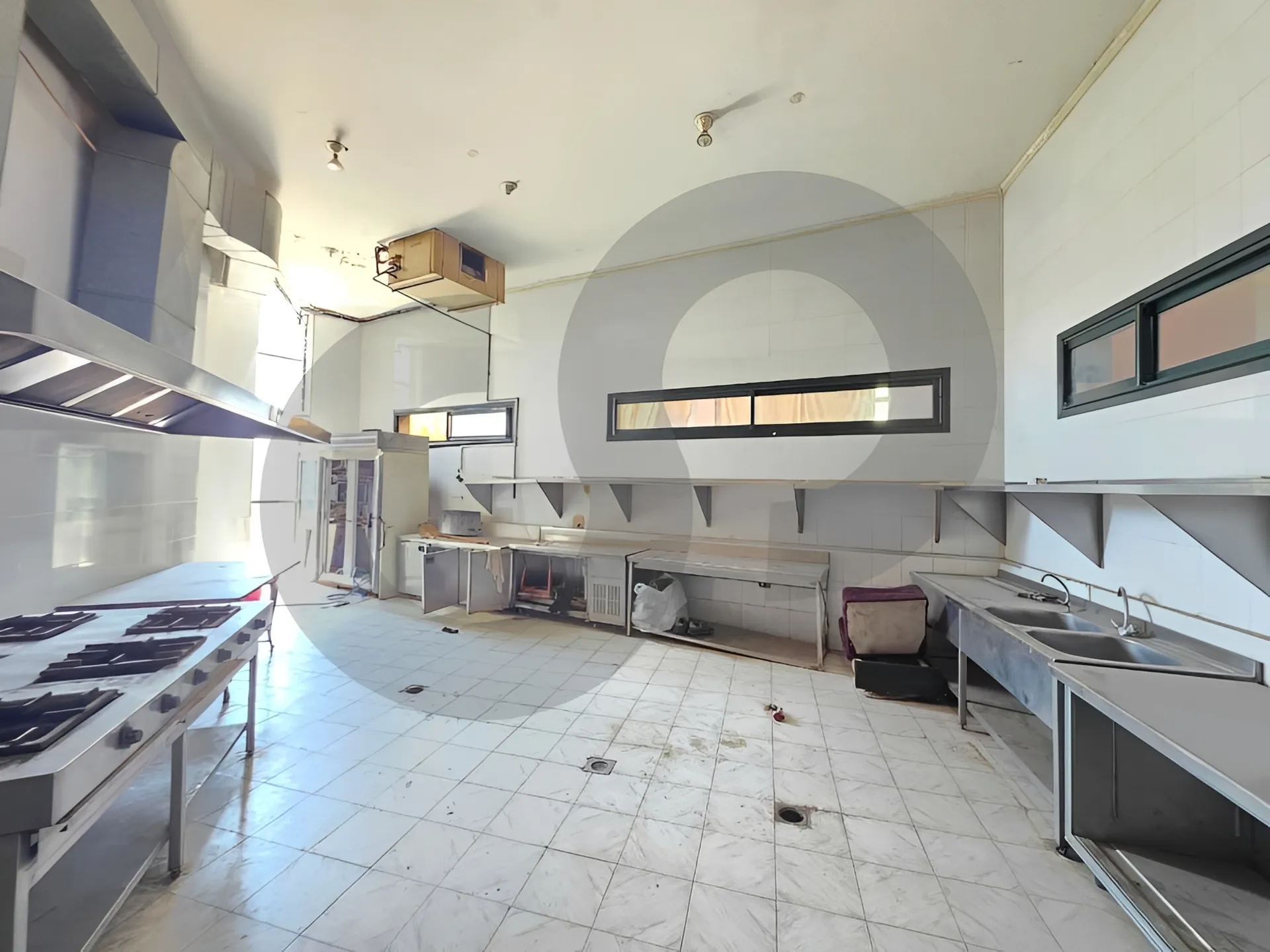 Restaurant for Sale in Louaizeh
