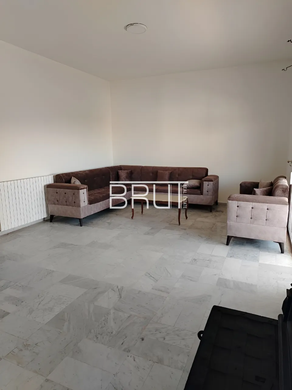 Apartment for Rent in Ajaltoun