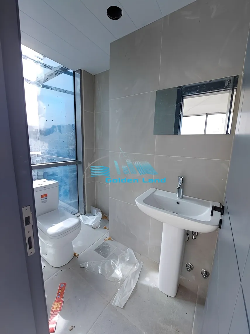 Office for rent in Dbayeh