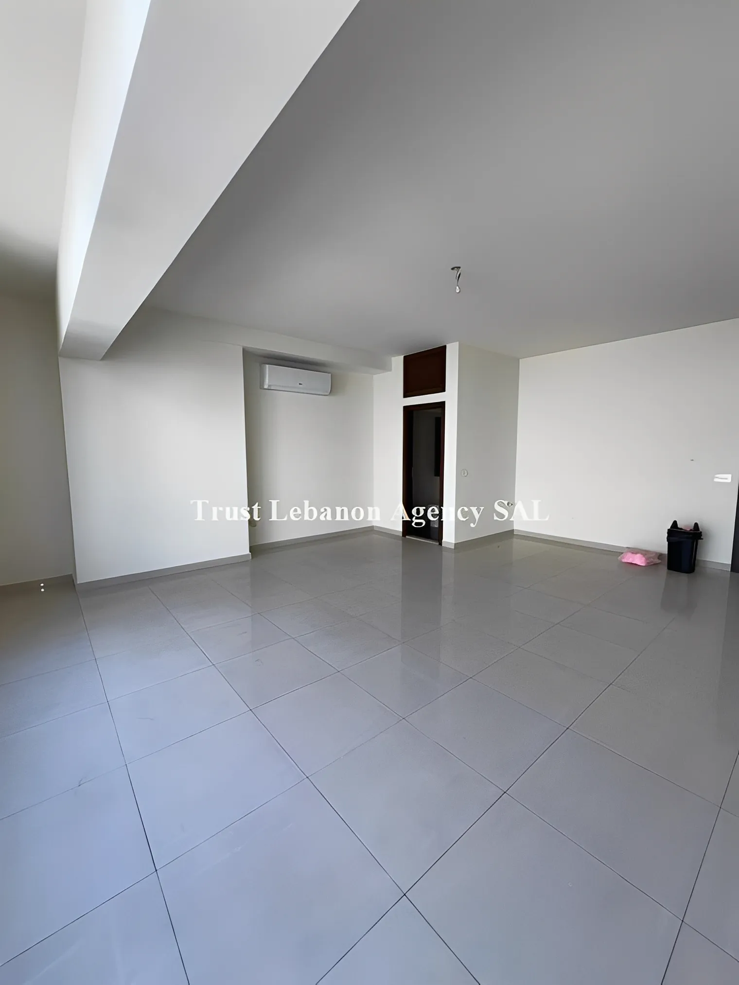 Office For Rent in Metn, Berej Hamoud