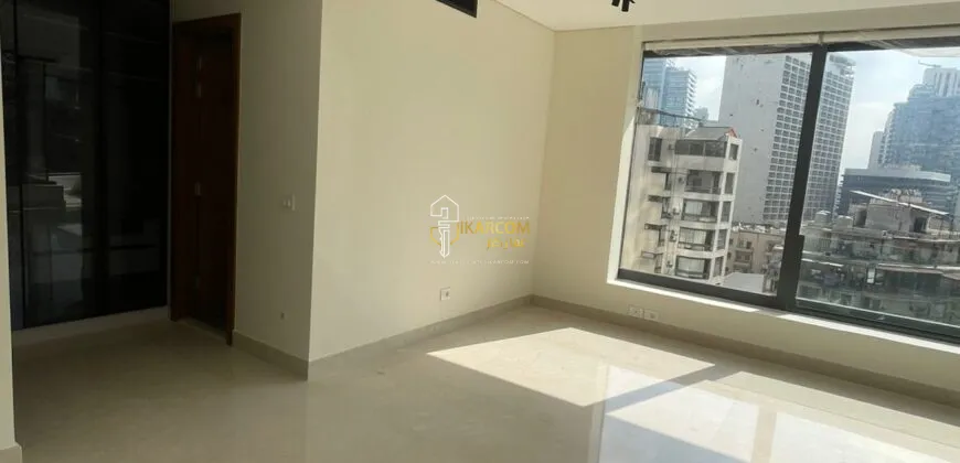 Apartment for sale in Ain Al Mraiseh, Beirut, Lebanon