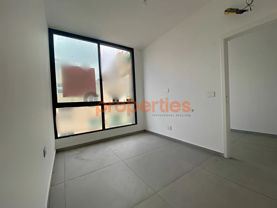 Office for Rent in Zalqa