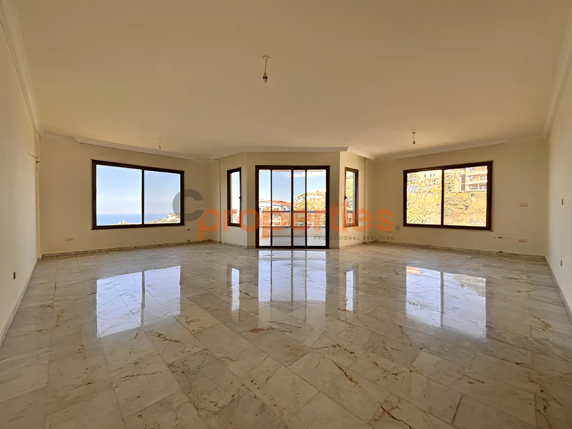 Apartment for Sale in Broummana - 3 bed, 3 bath