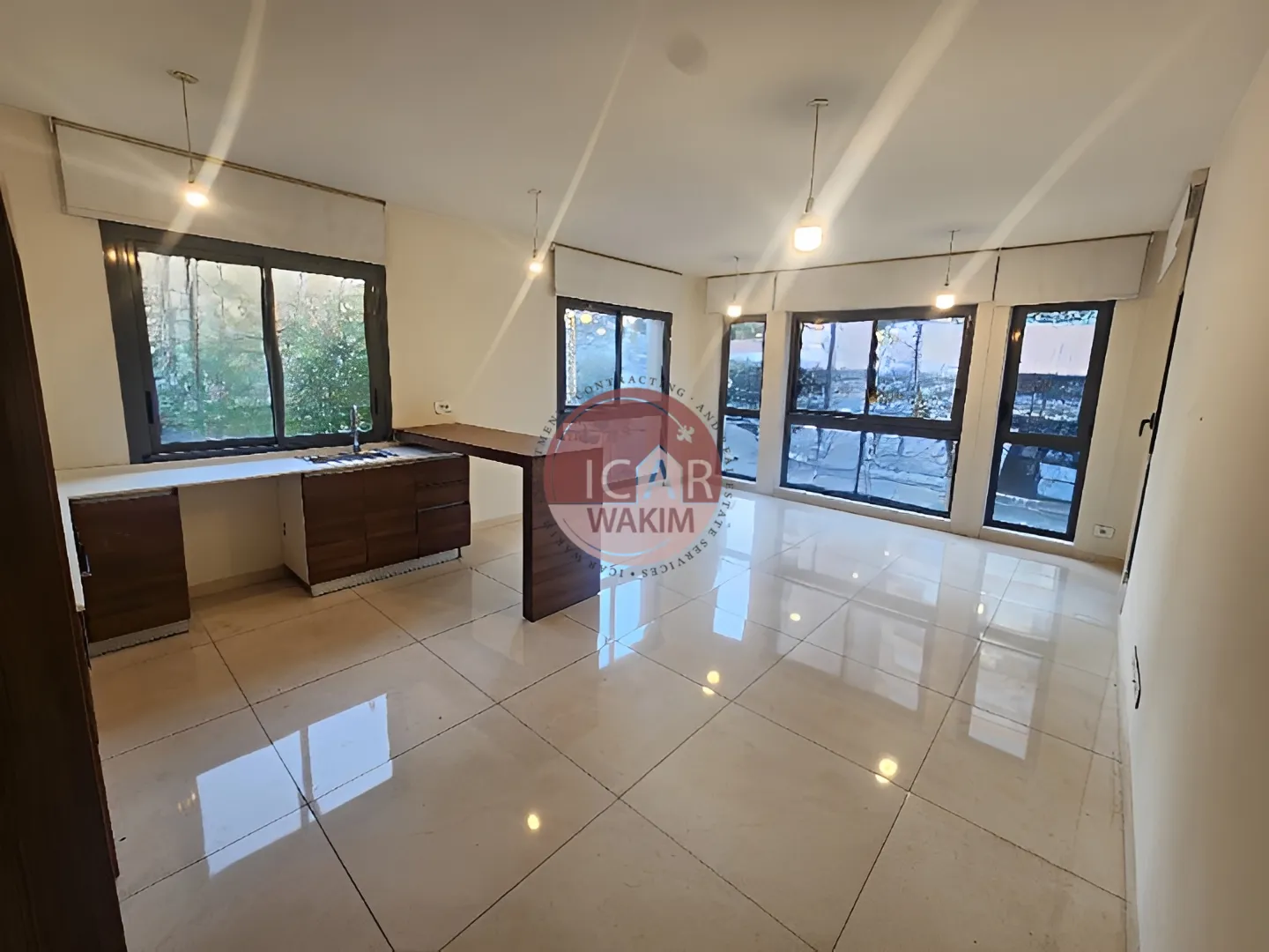 Apartment for rent in Achrafieh, Beirut, Lebanon - 2 bed, 2 bath