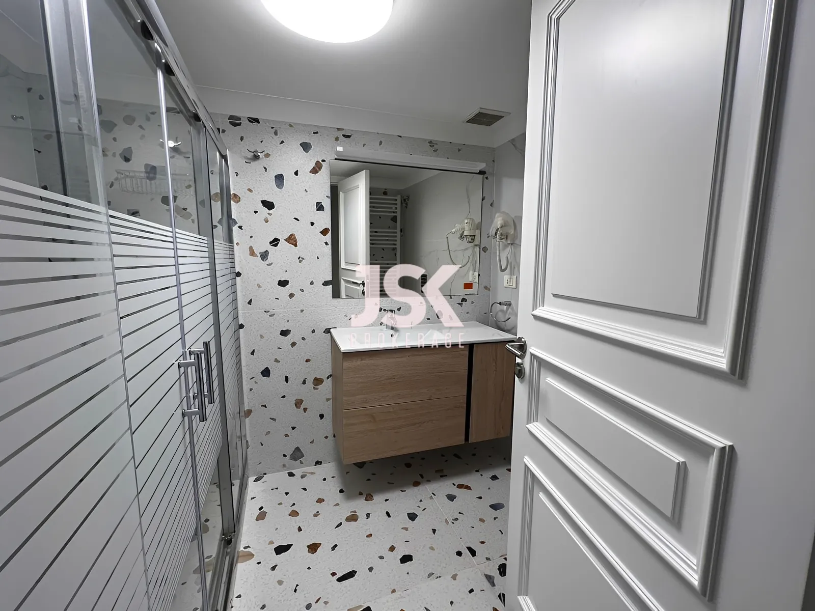 Apartment for Rent in Achrafieh