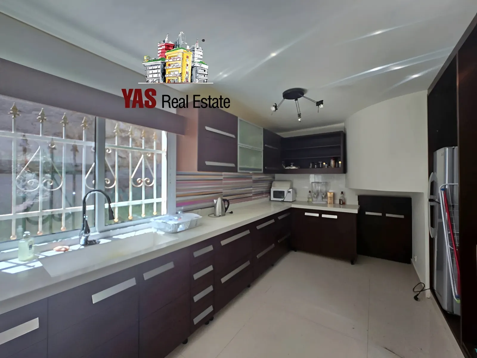 Villa for Sale in Kfardebian