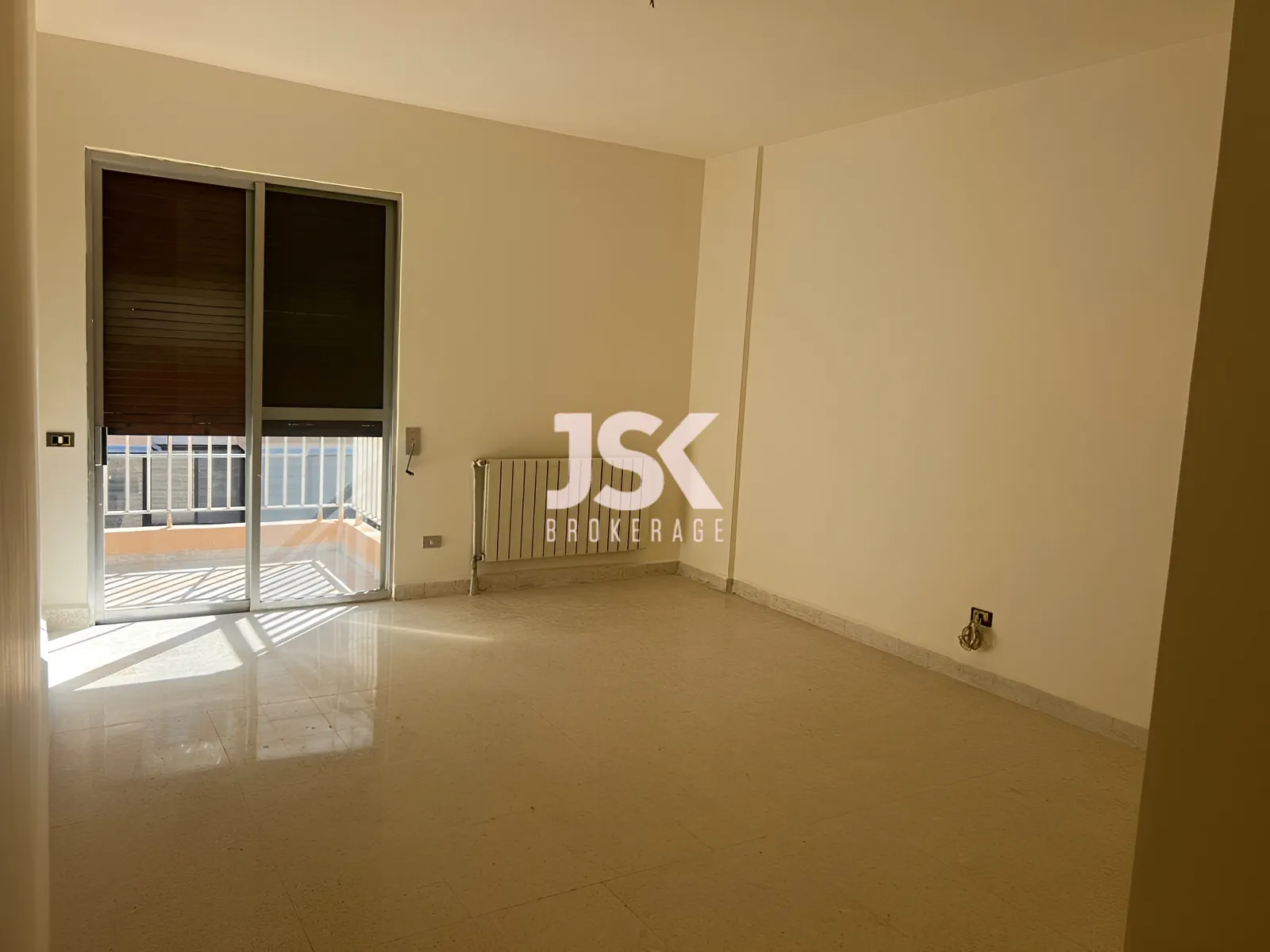 Apartment for Sale in Dawhet Aramoun