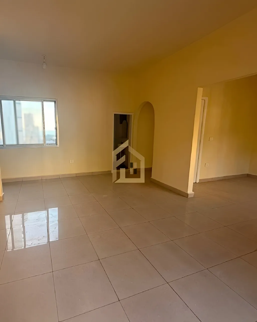 Apartment for rent in Achrafieh, Beirut, Lebanon - 2 bed, 2 bath