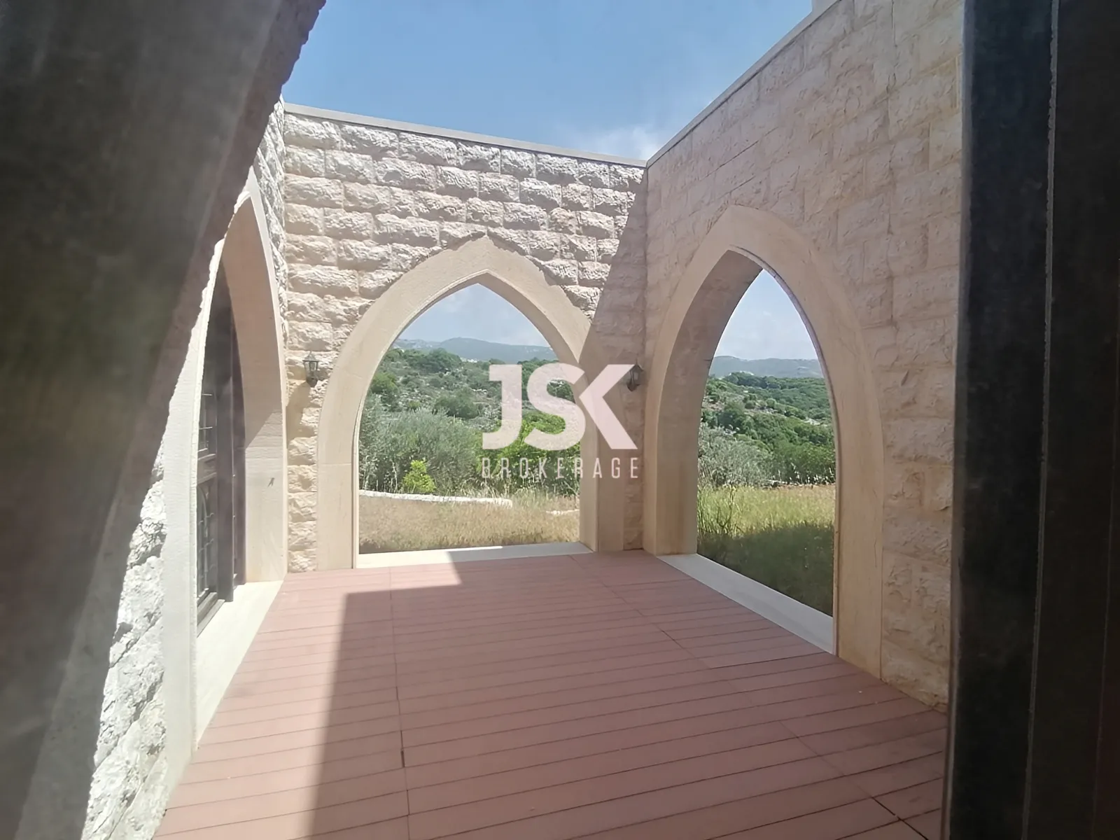 Villa for Sale in Aamchit